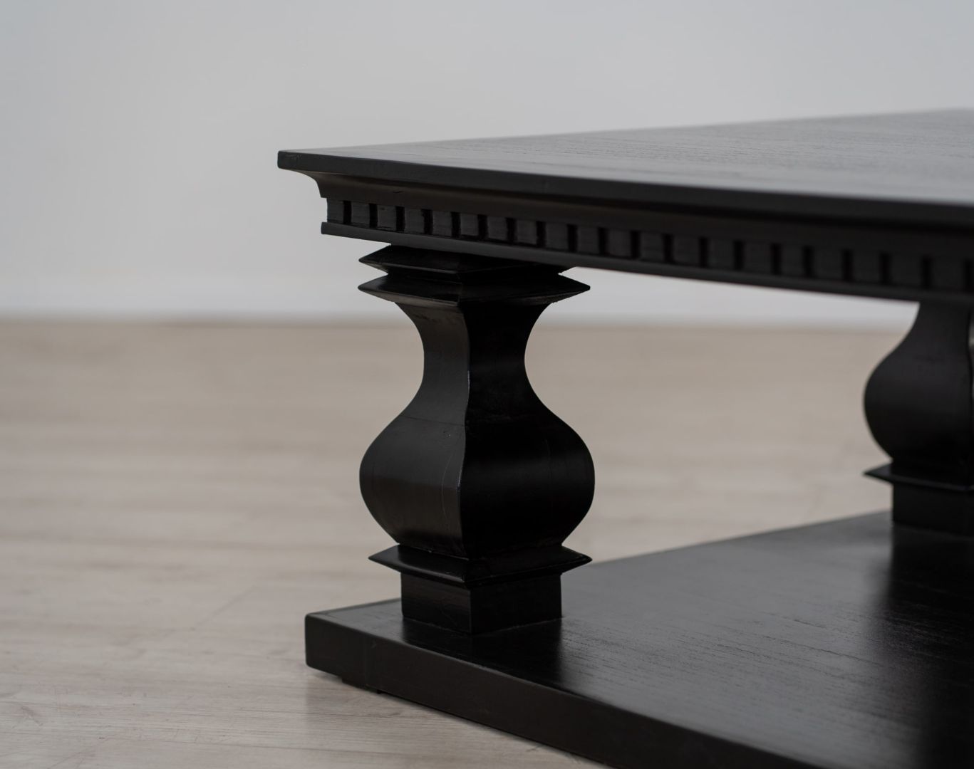 MESA DE CENTRO DISTRESS LACA NEGRA (1)-min (1)