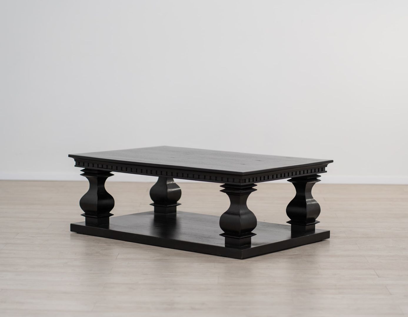 MESA DE CENTRO DISTRESS LACA NEGRA (3)-min (1)
