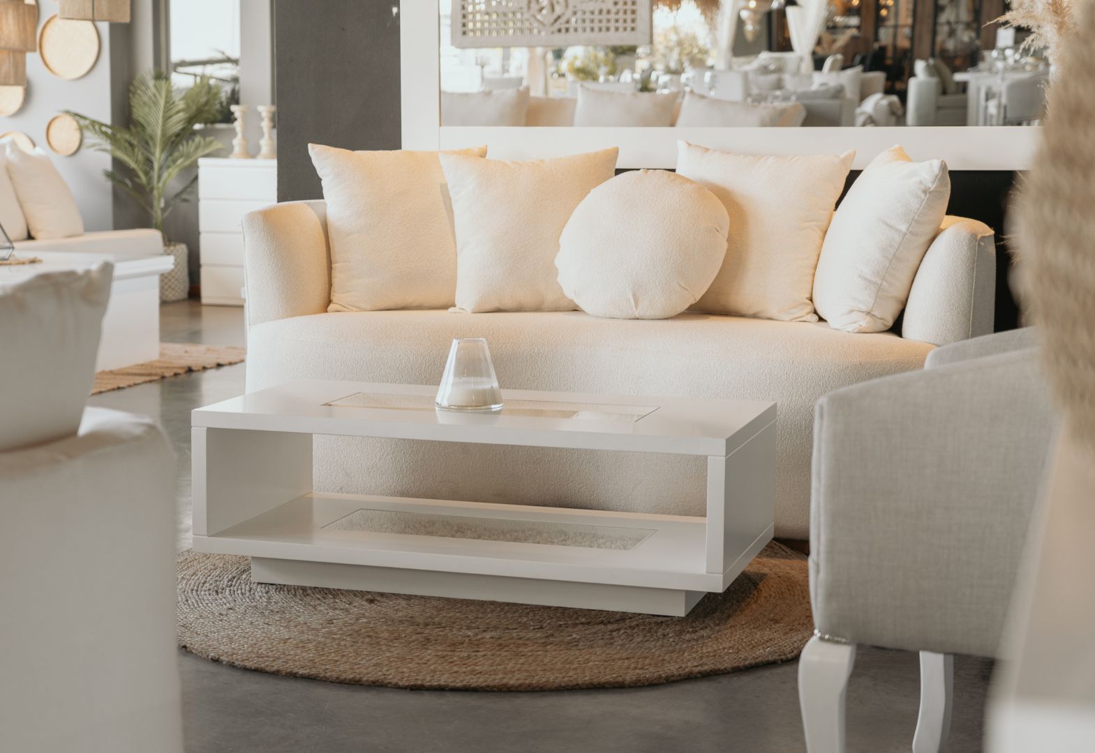 SILLÓN CUORE + MESA STONE